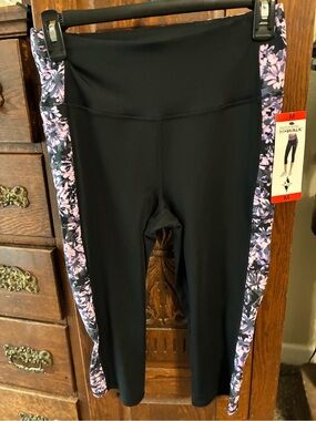 Skechers Black Capri Leggings with Purple Floral Side Panels